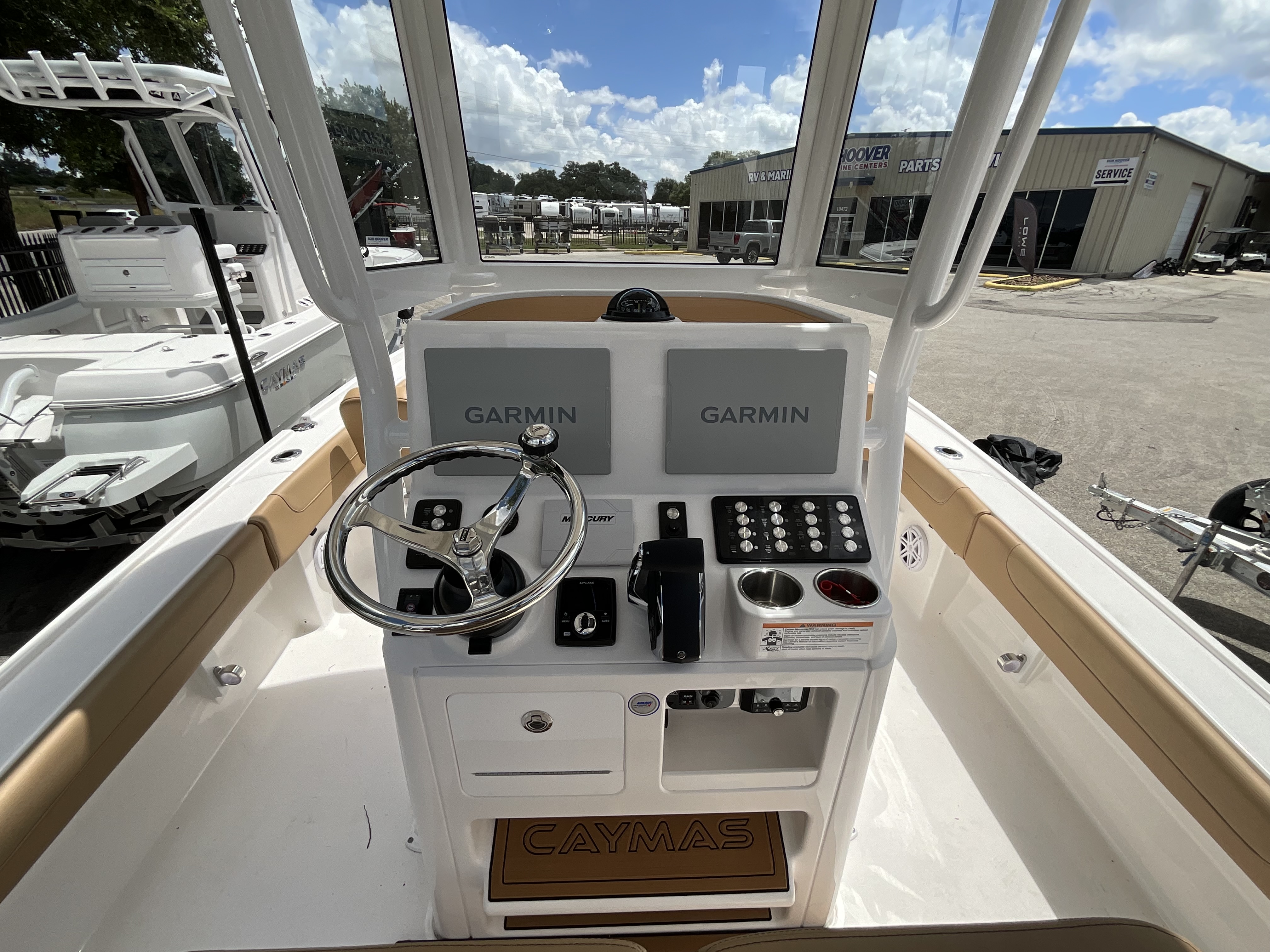 2026 Caymas 24 HB - Image 11