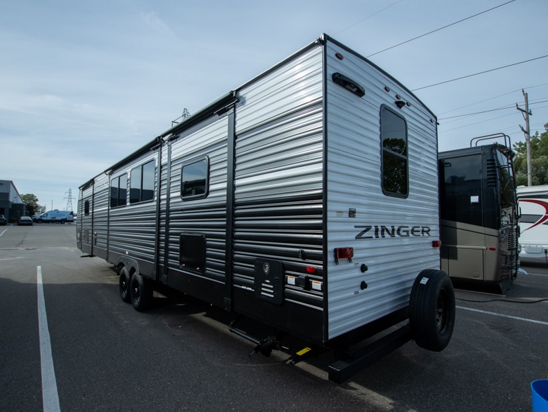 2026 CrossRoads Zinger 390DB - Image 3