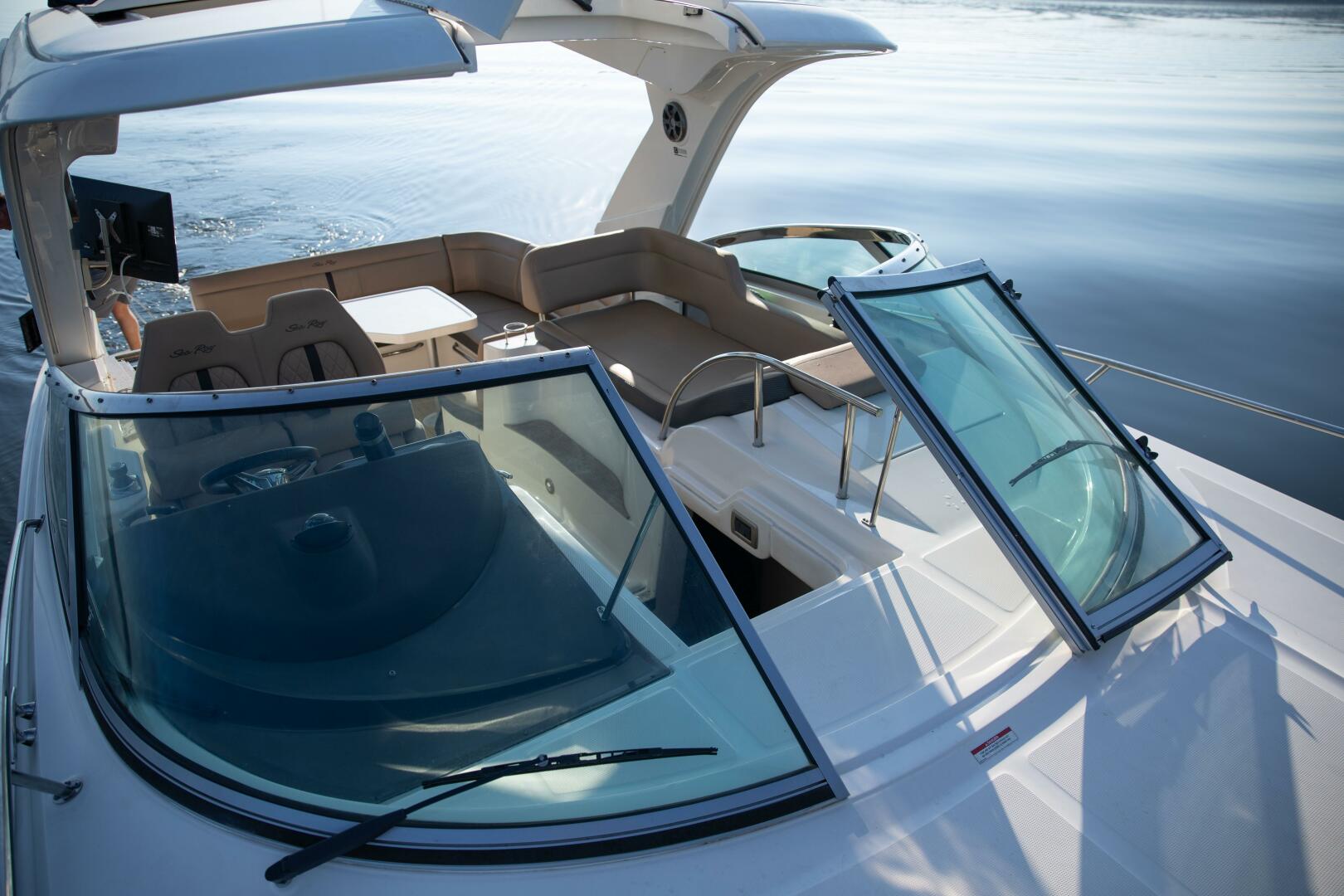 2016 Sea Ray Sundancer 350 - Image 81