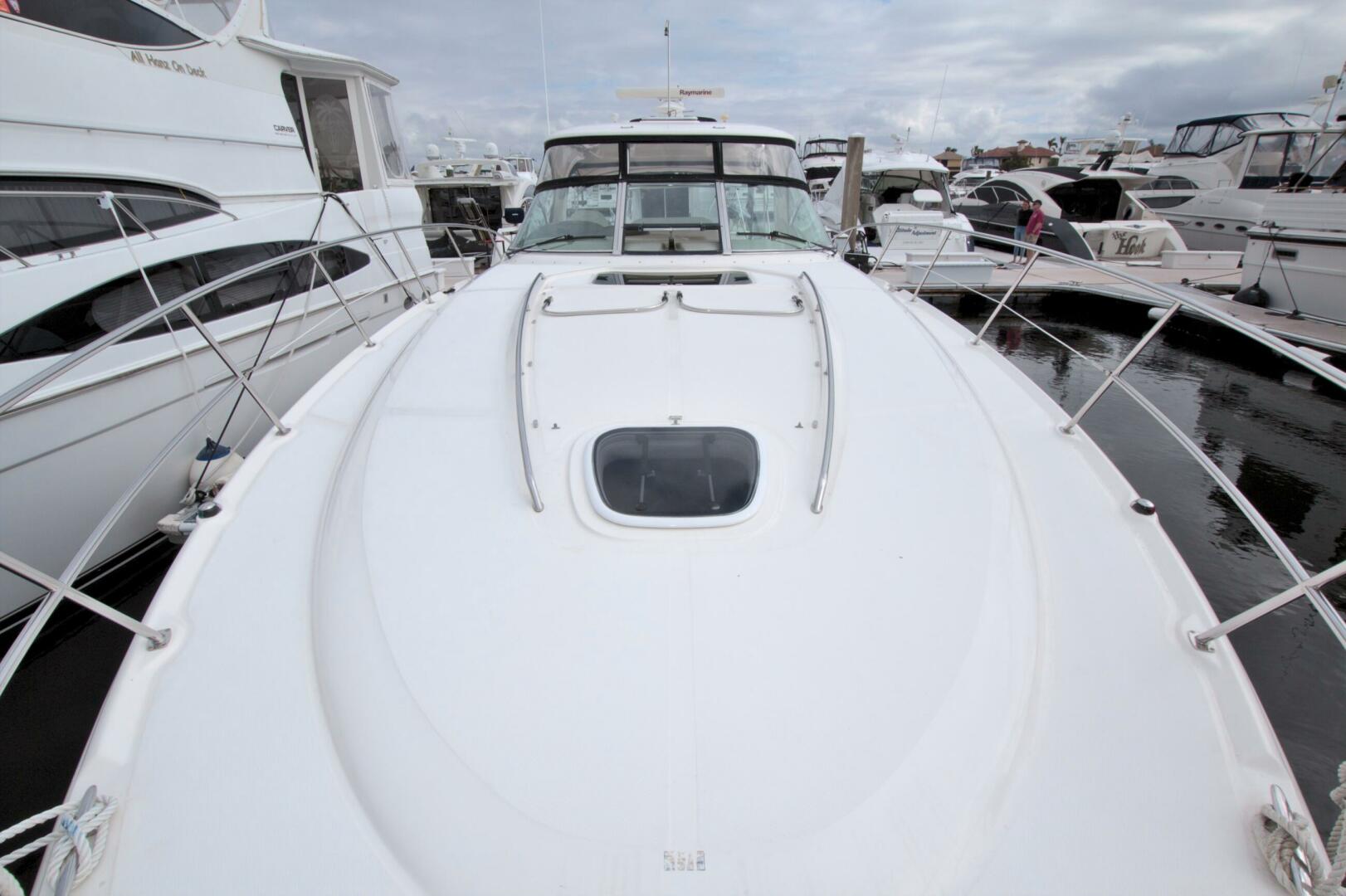 2009 Sea Ray 44 Sundancer - Image 20
