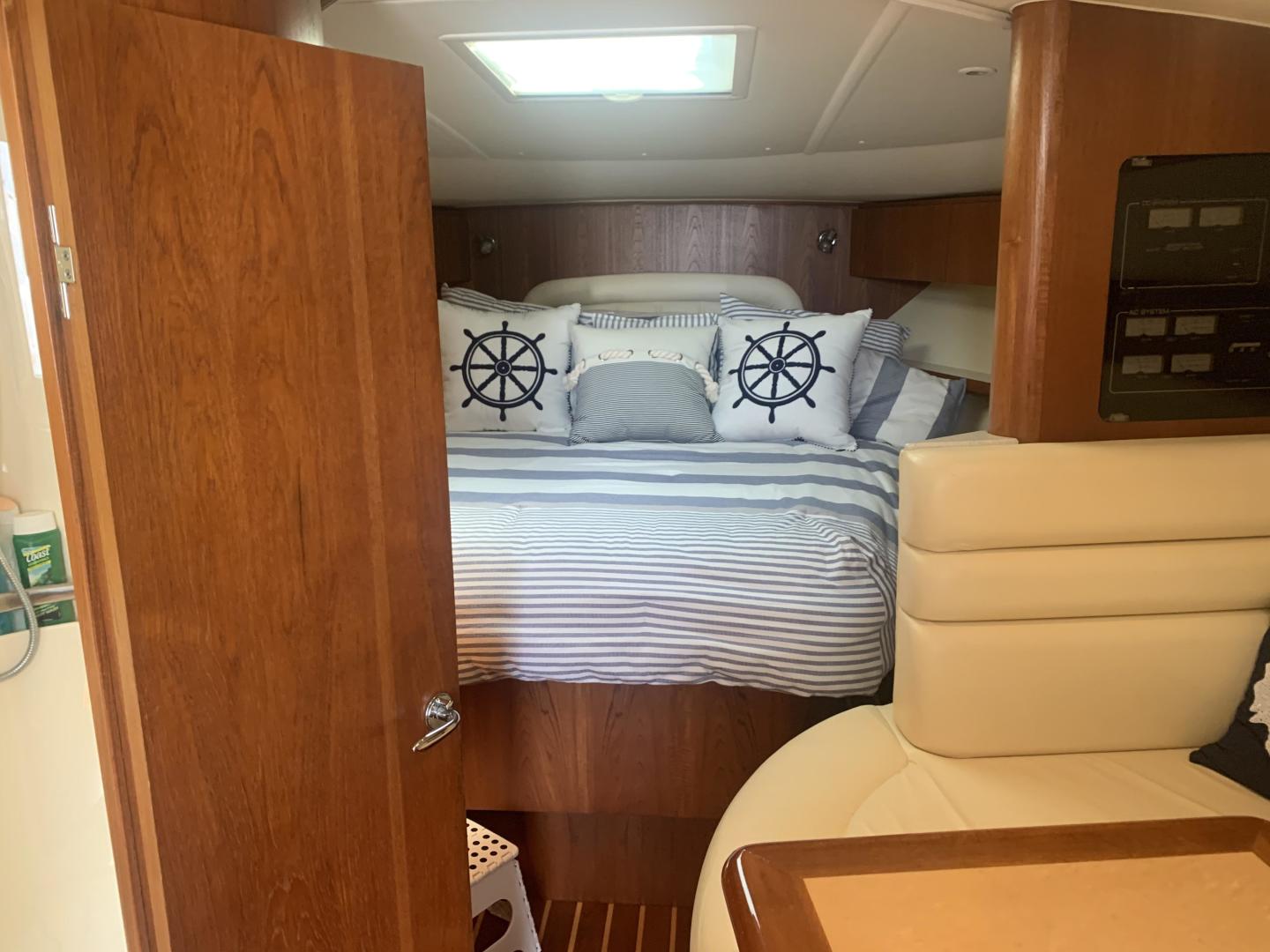 2008 Tiara Yachts 3800 Open - Image 18