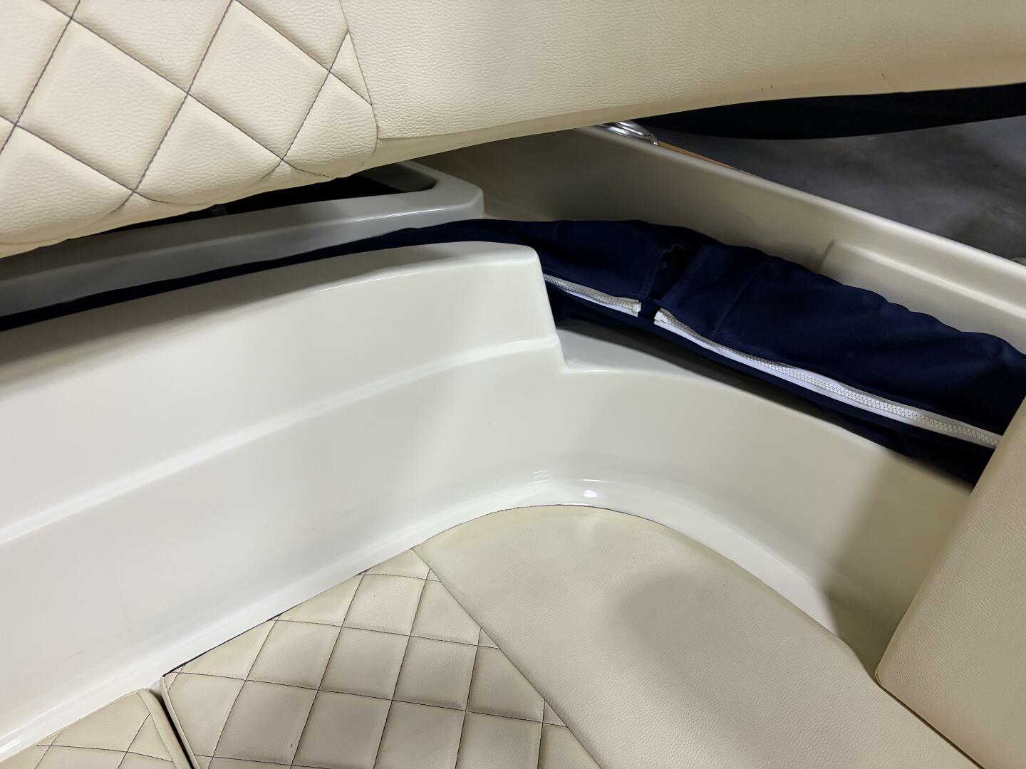 2020 Chris-Craft - Image 36