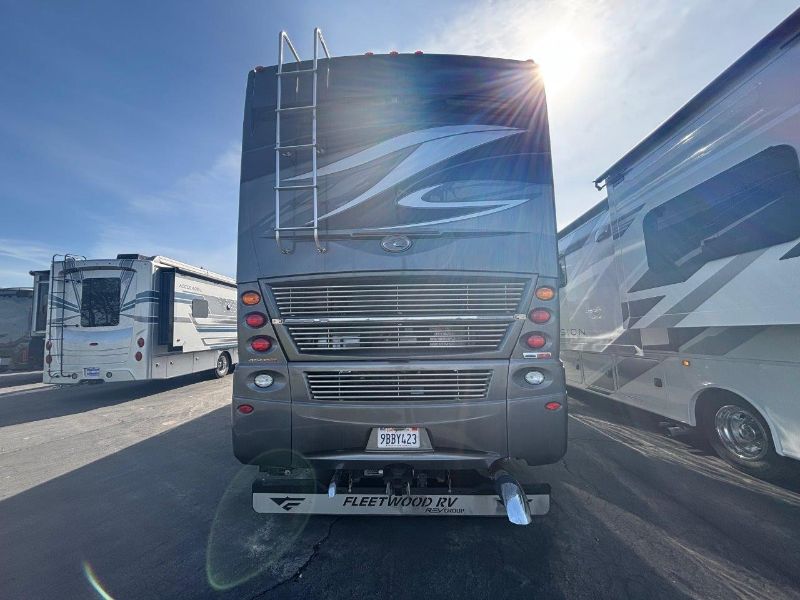 2020 American Coach American Revolution 42Q - Image 3