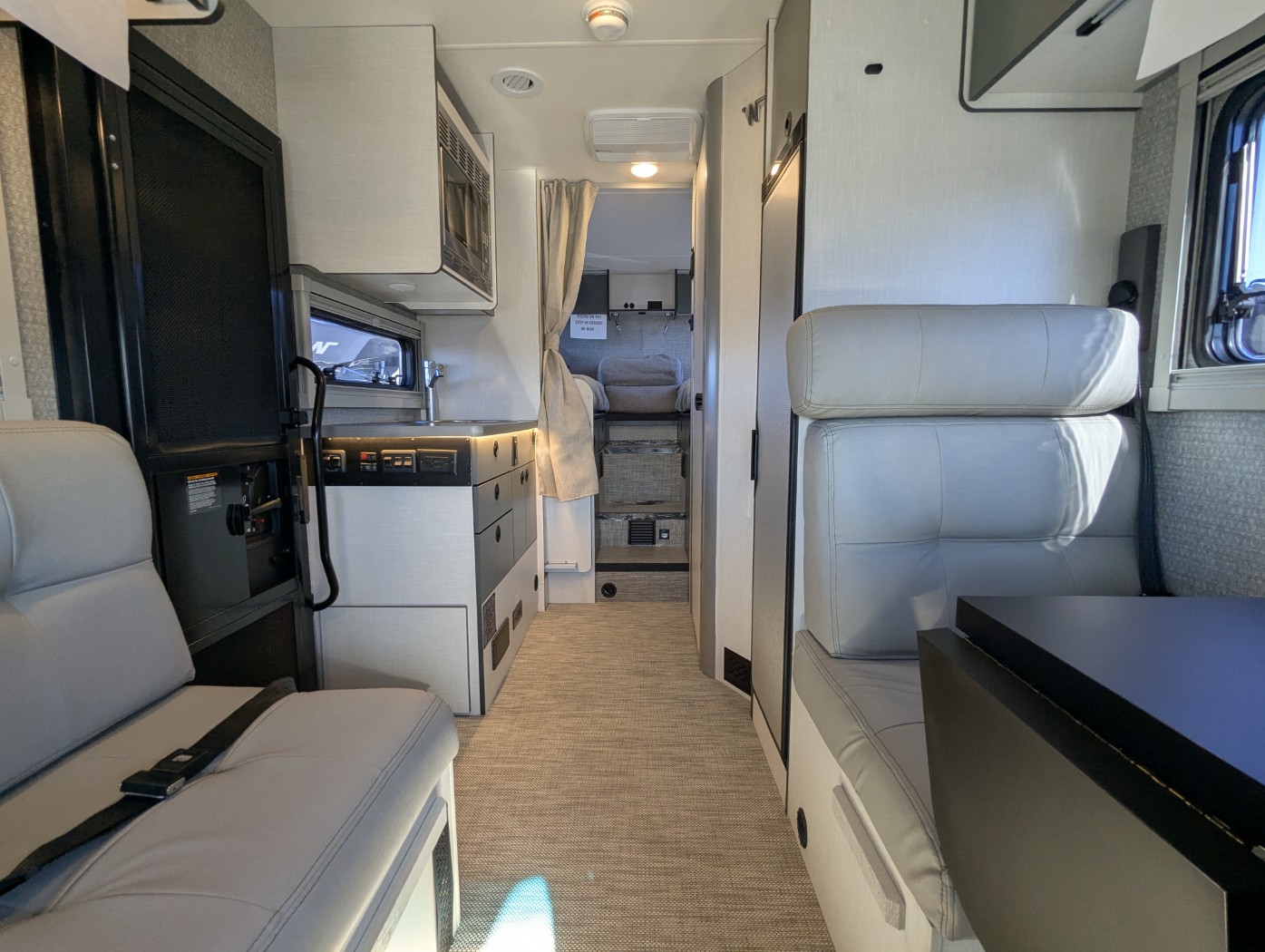 2026 Winnebago EKKO Sprinter 23B AWD - ATH Edition - Image 18