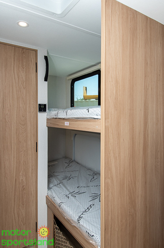 2027 Winnebago Micro Minnie 2200MBH - Image 22
