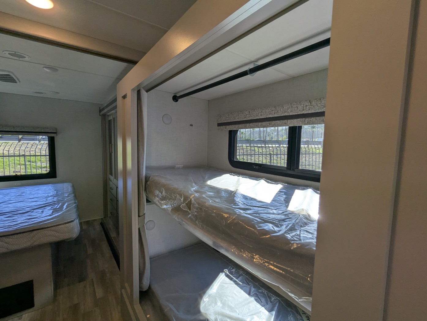 2026 Thor Motor Coach Windsport 35J - Image 23