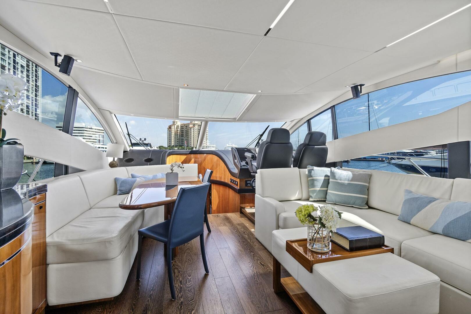 2017 Sunseeker 68 Sport Yacht - Image 30