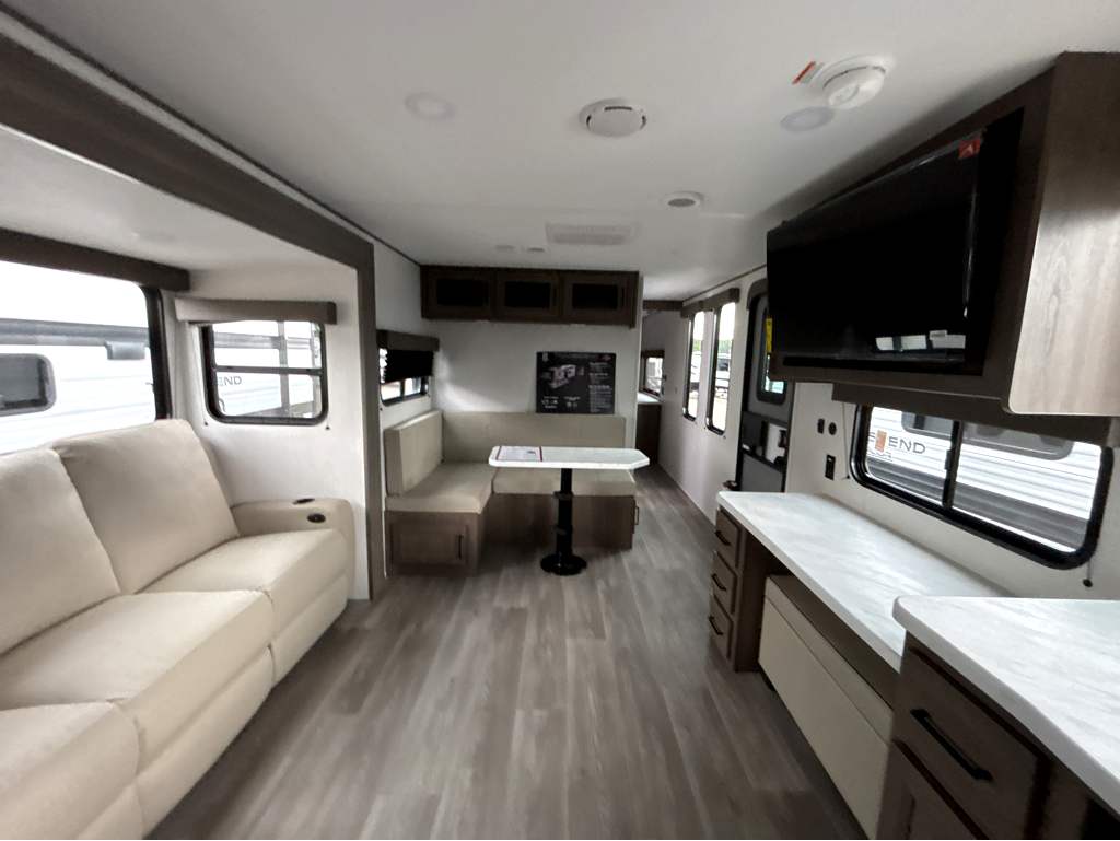 2026 GRAND DESIGN TRANSCEND 315RKT - Image 16