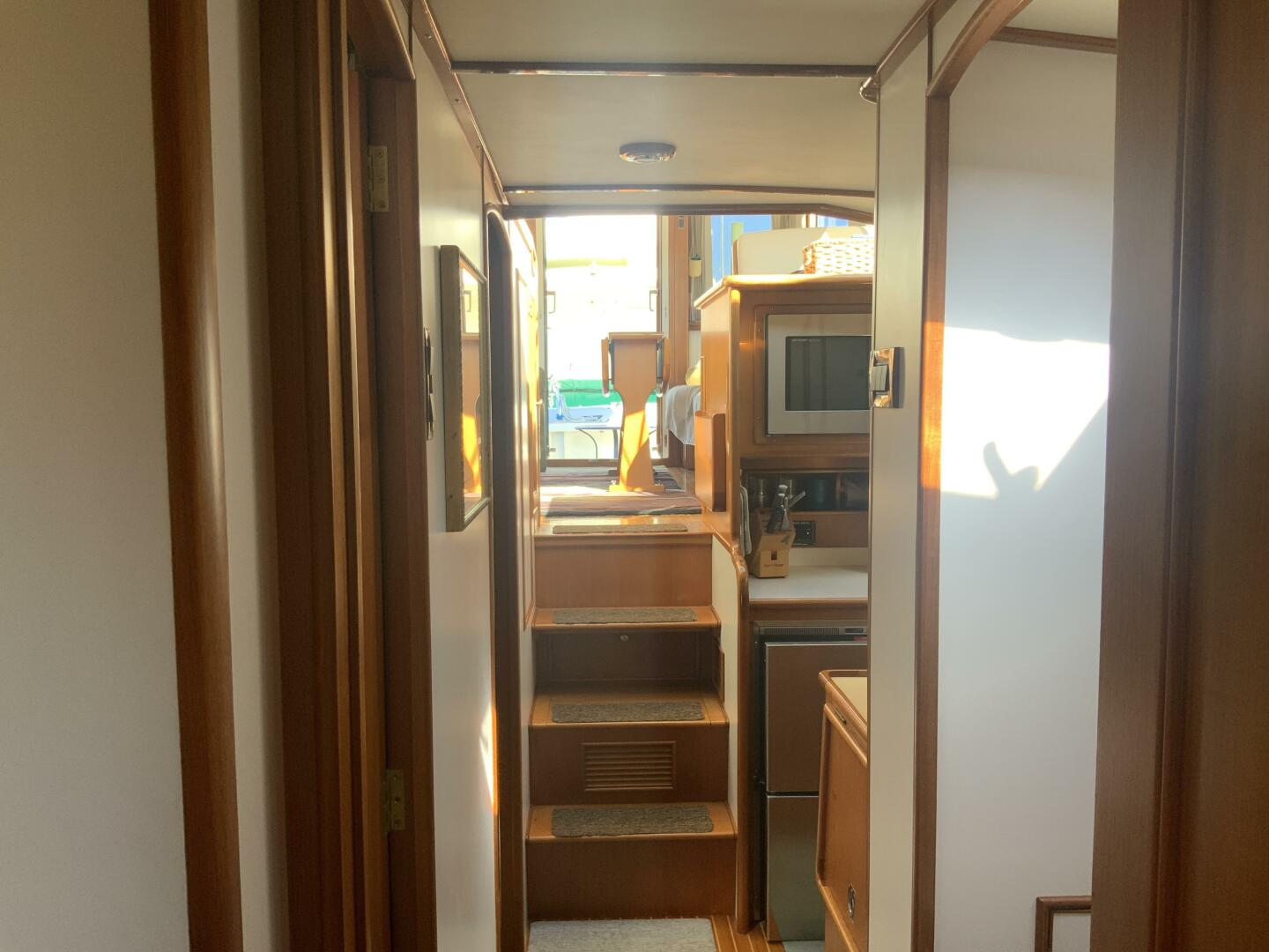 2004 Eastbay Eastbay 43SX - Image 13