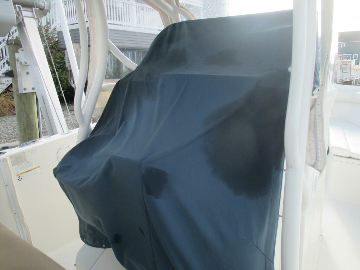 2013 Sailfish 270 CC - Image 22