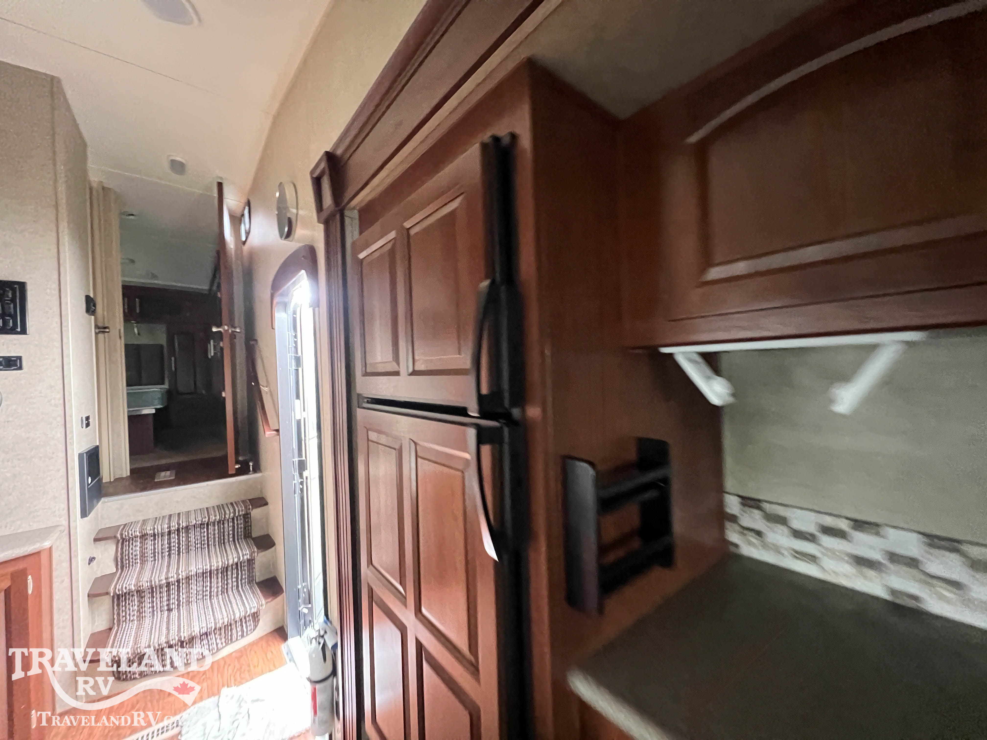 2015 Forest River Rockwood Signature Ultra Lite ULTRA LITE 8285IKWS - Image 18