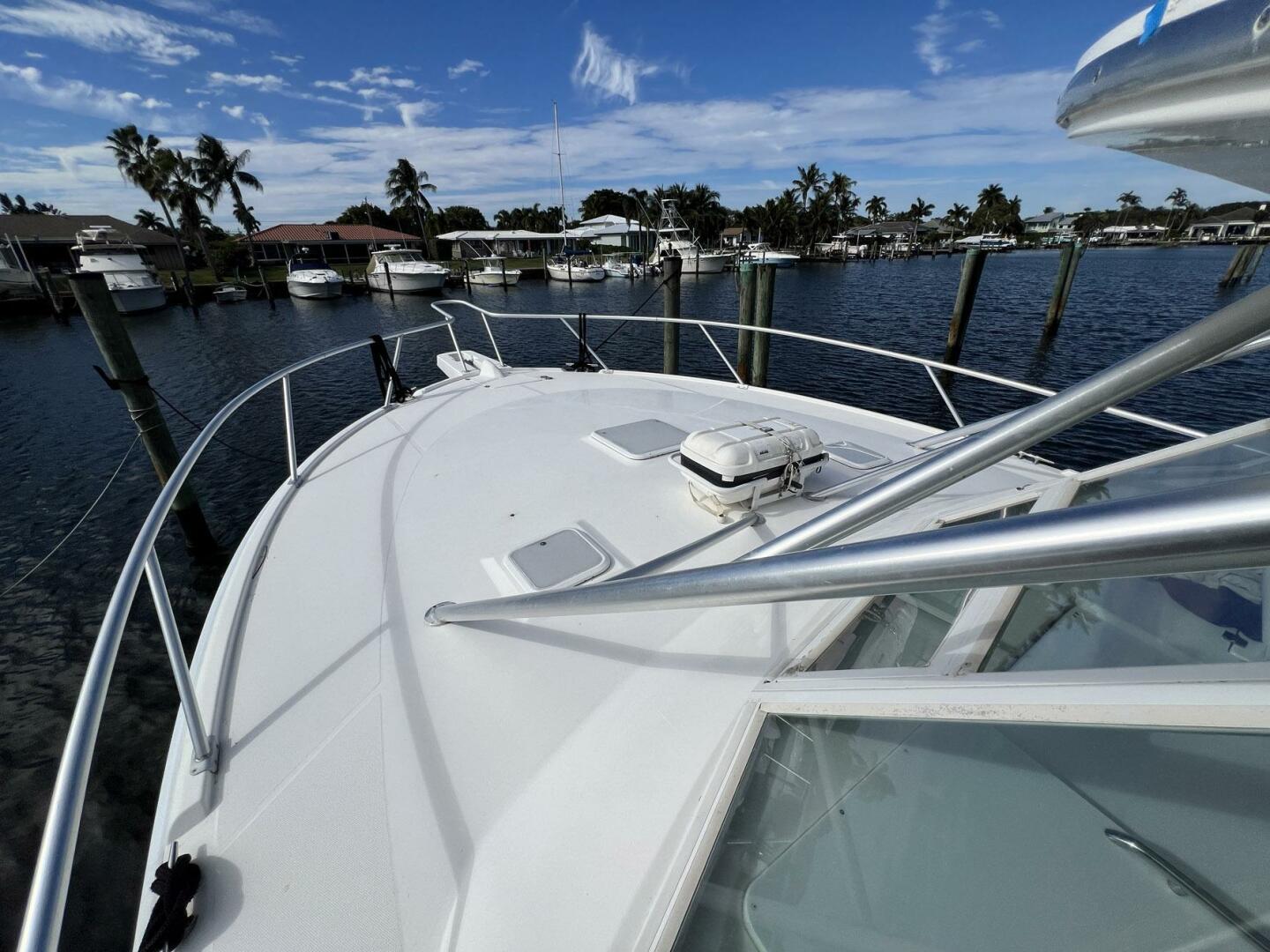 2007 Luhrs 41 Hardtop Express - Image 14