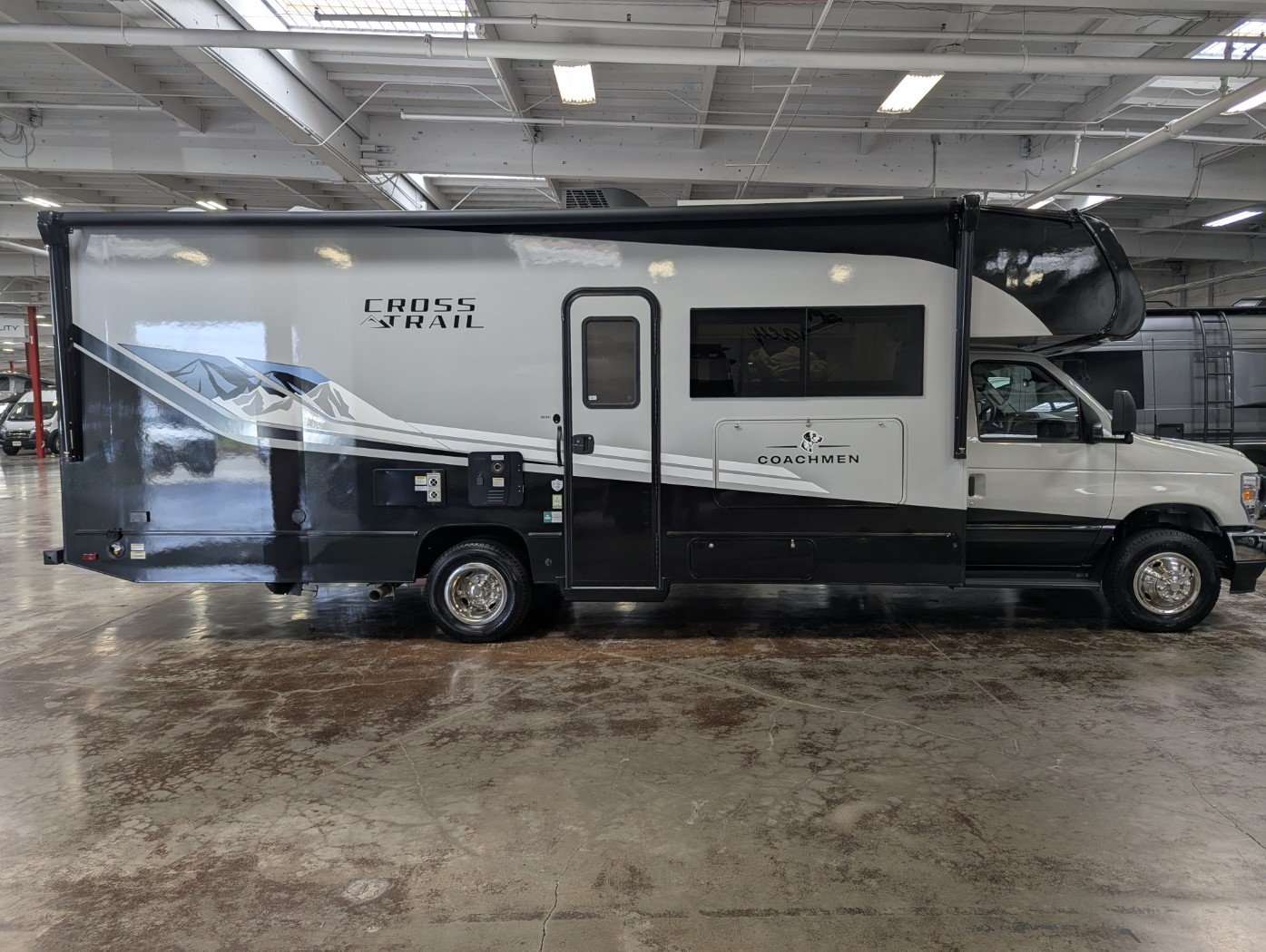 2027 Coachmen Cross Trail 26XG - Image 14