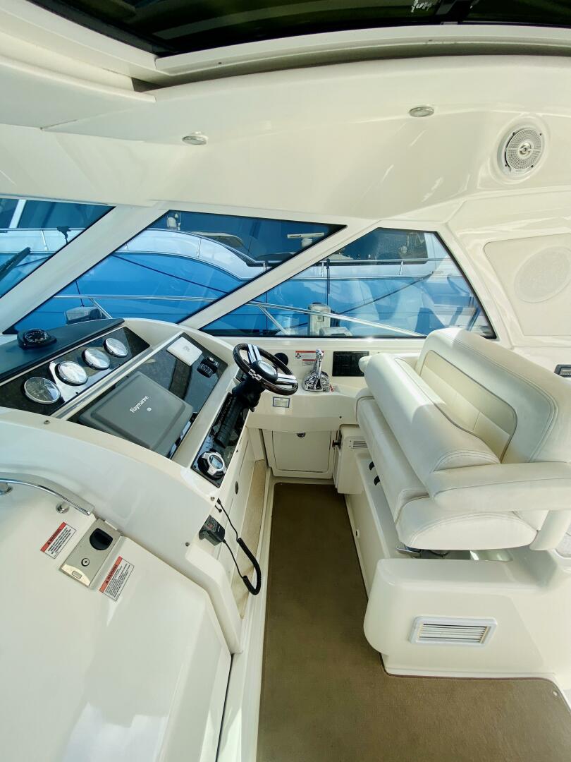 2010 Sea Ray 450 Sundancer - Image 30