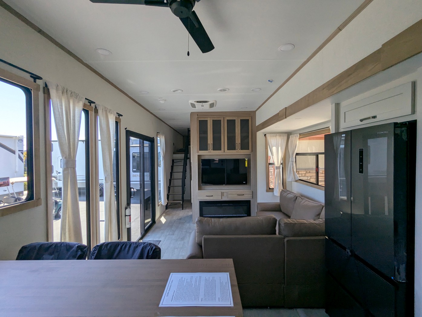 2027 Forest River Sierra Destination 422FKL - Image 18