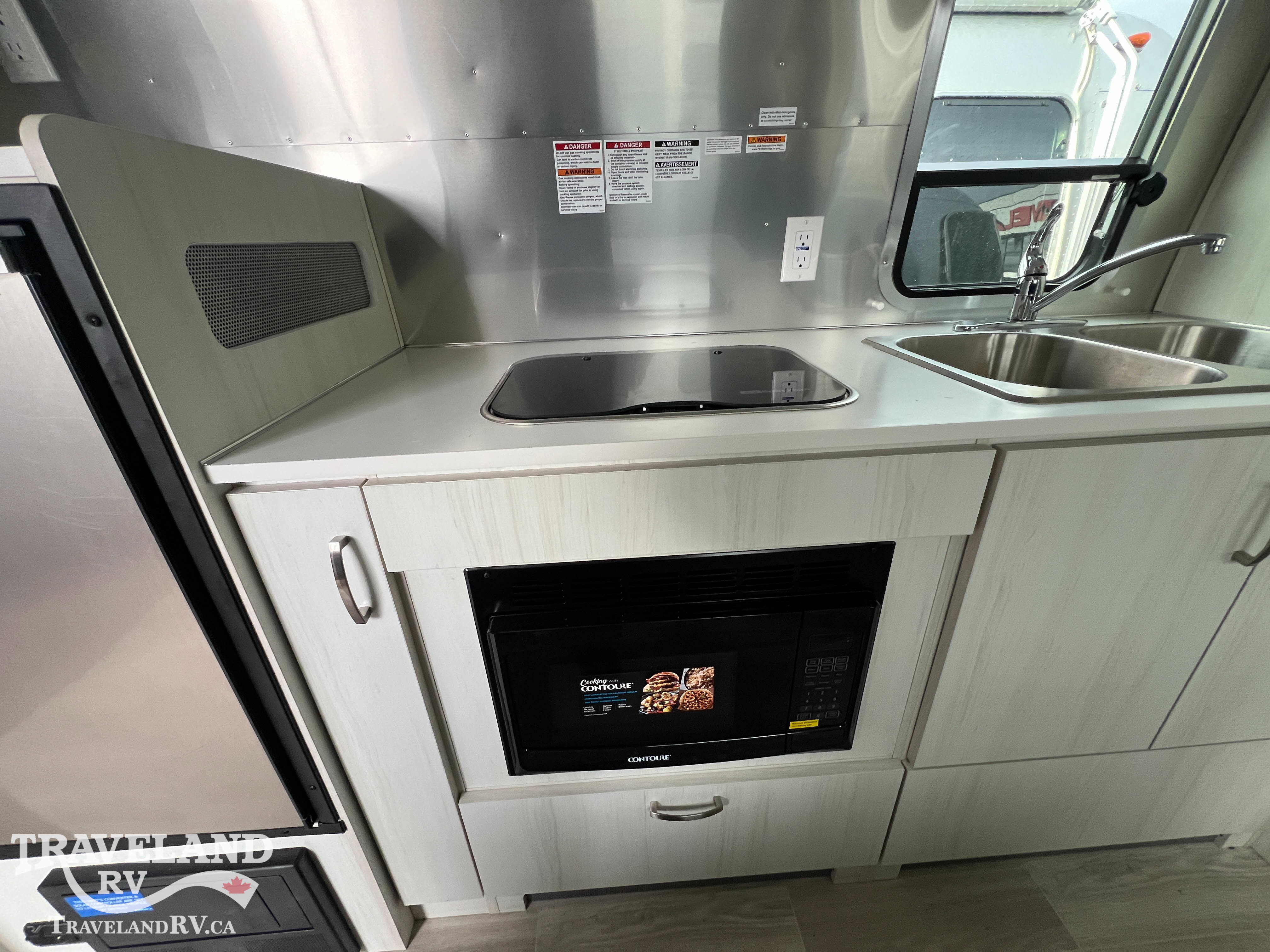 2026 Airstream Bambi 22FB - Image 11