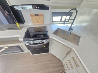 2027 VENTURE RV STRATUS 282VFD - Image 14