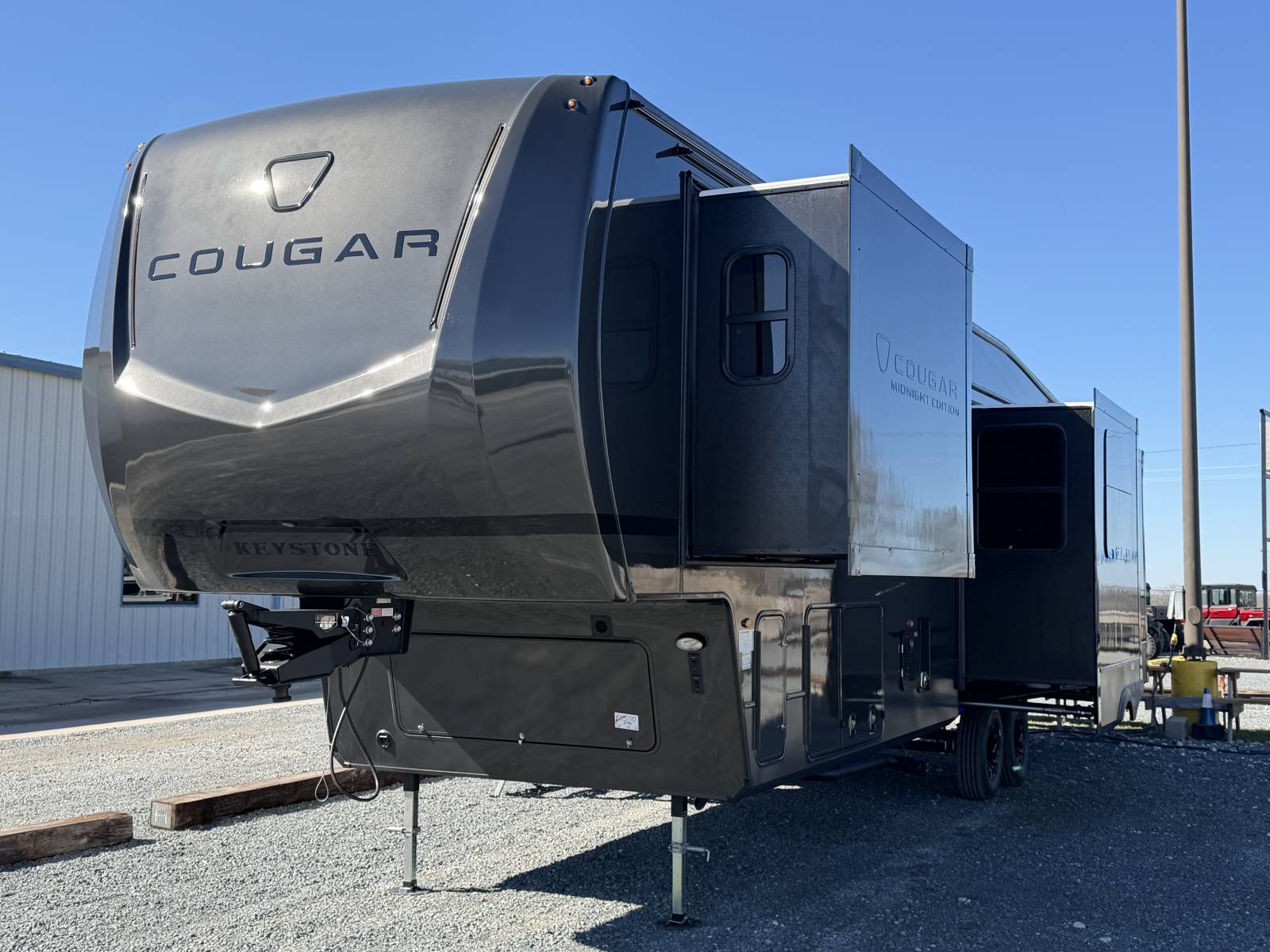 2026 Keystone Cougar Midnight Edition 350LLK - Image 4