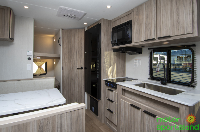 2026 Winnebago Access 18DBH - Image 14
