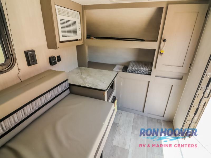 2025 COACHMEN VIKING 9000ROK - Image 9