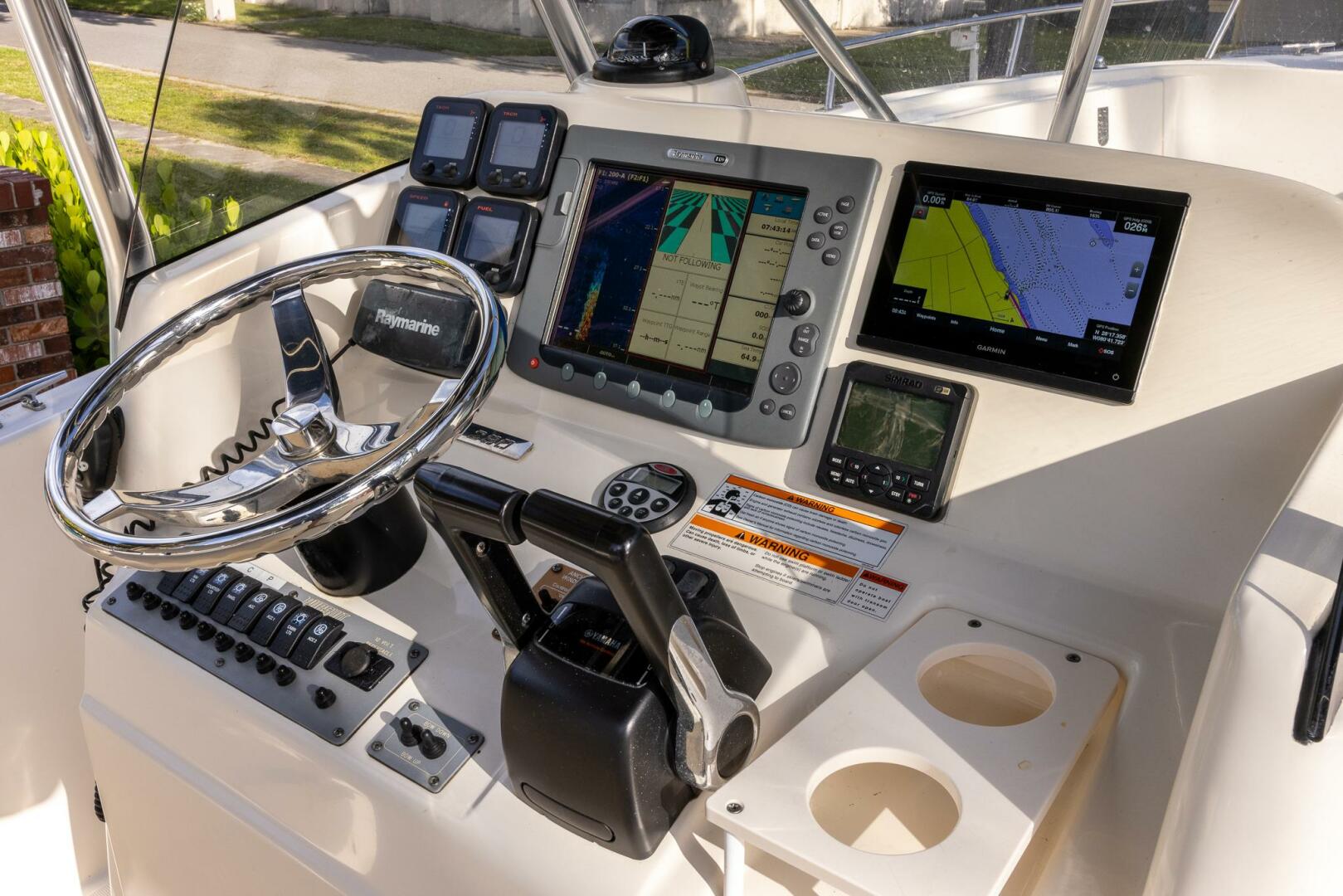 2007 Pursuit C280 - Image 6
