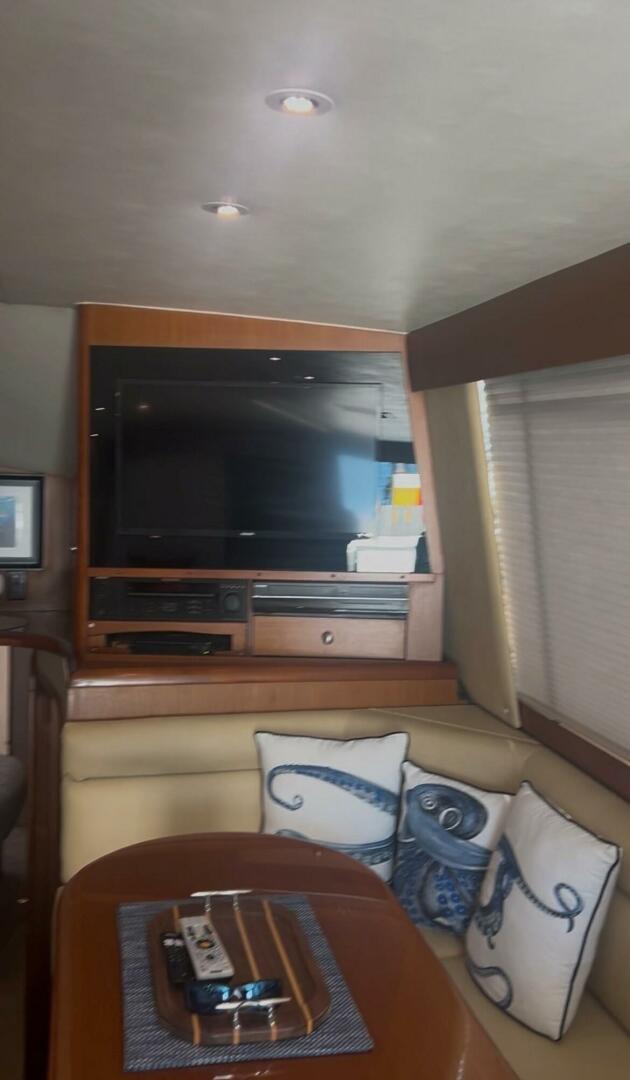 1998 Ocean Yachts 53 Super Sport - Image 23