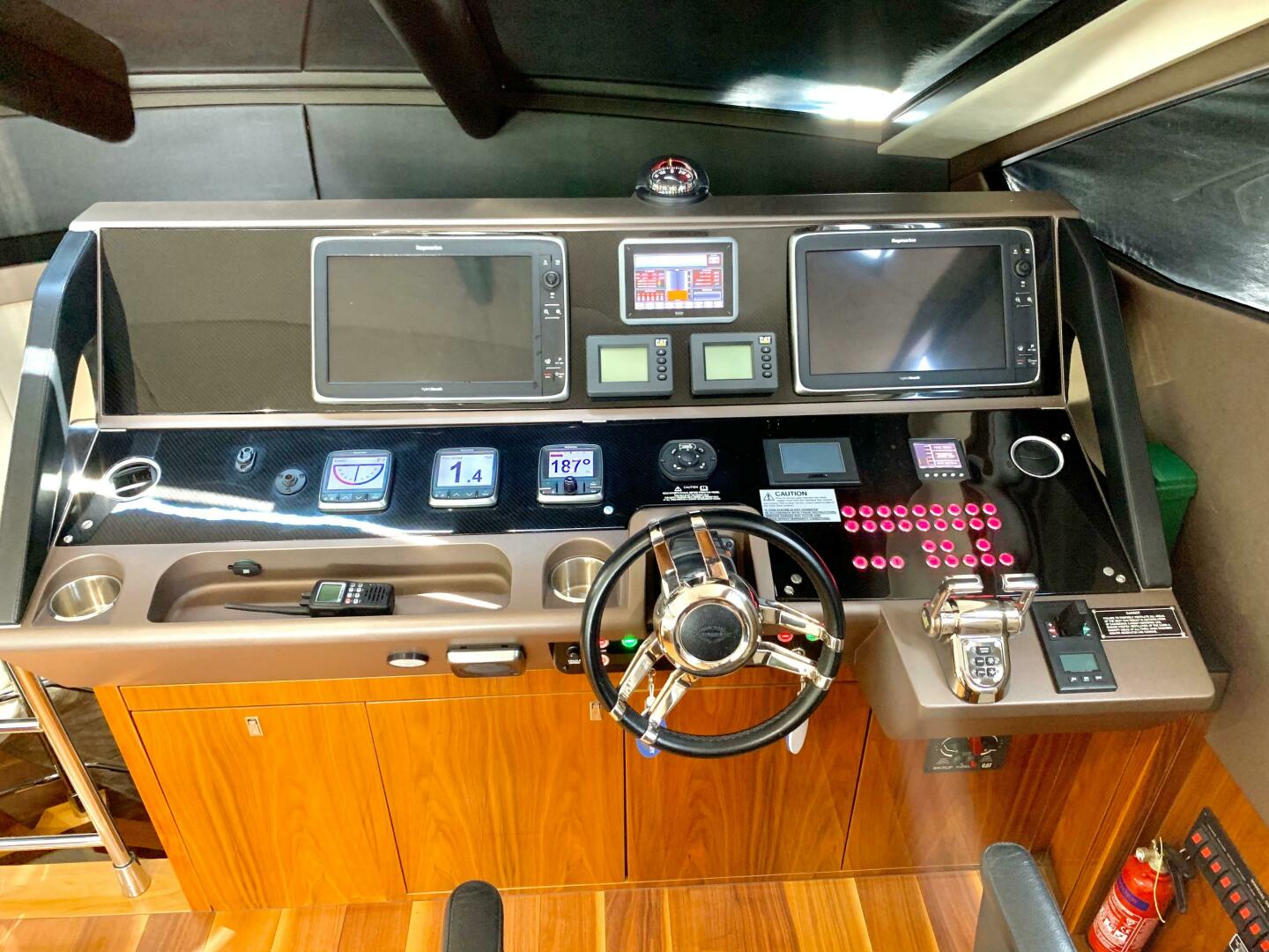 2016 Sunseeker Manhattan 65 - Image 11