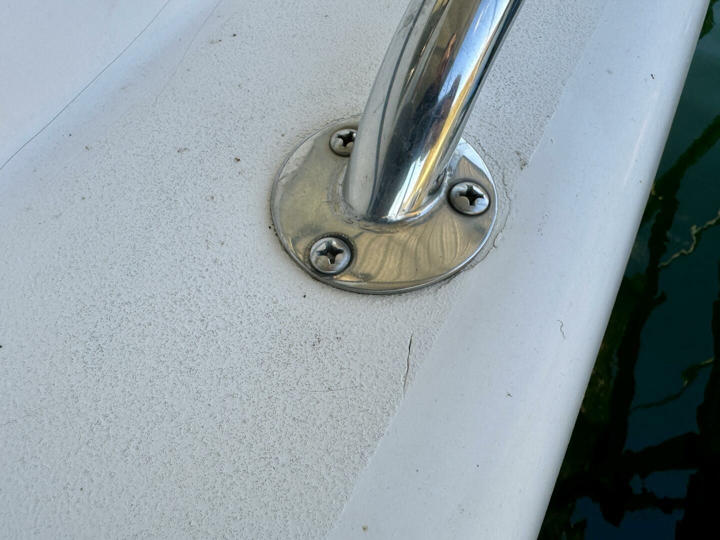 2004 Rinker 342 Fiesta Vee - Image 177