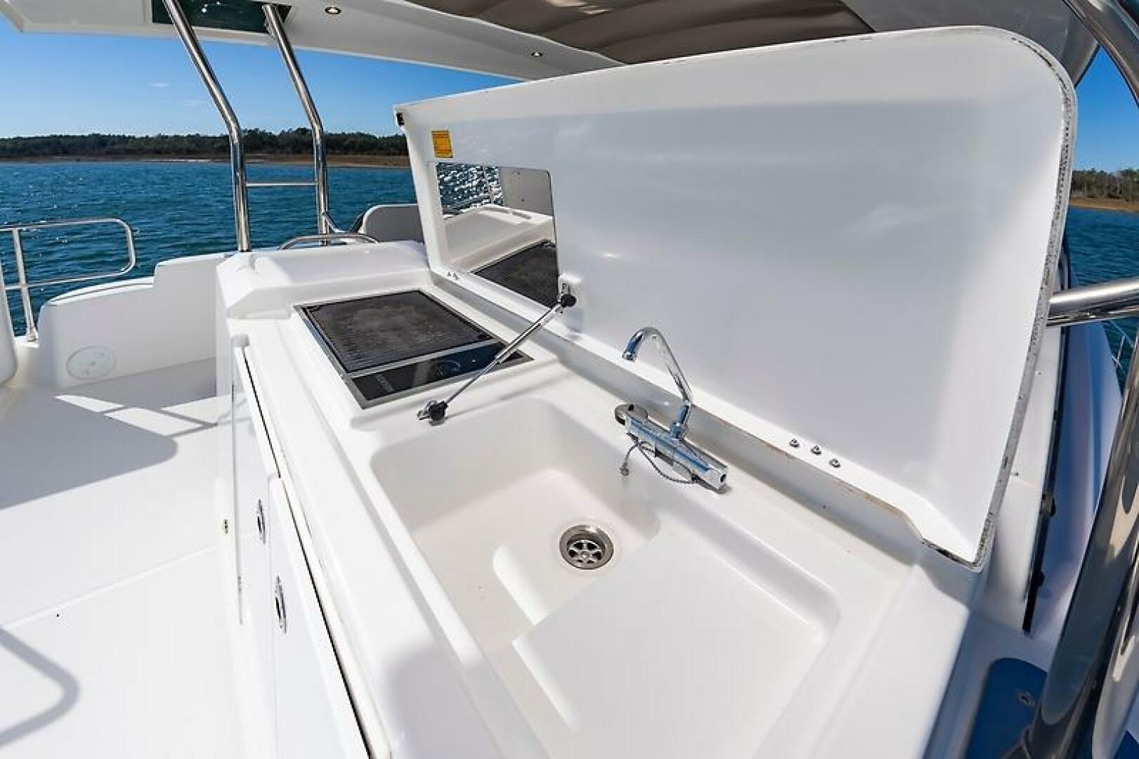 2022 Beneteau Swift Trawler - Image 14