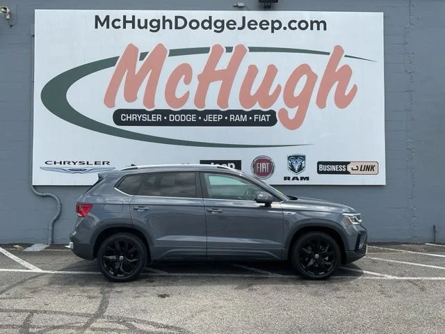 2022 Volkswagen Taos Utility 4D SEL 2WD - Image 4