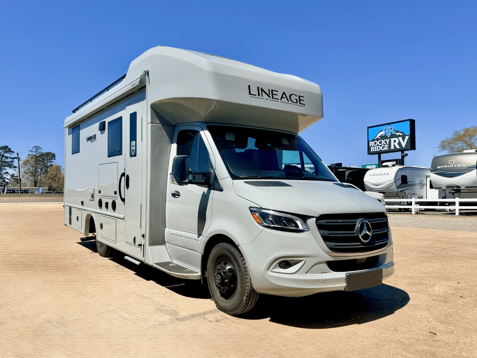 2026 Grand Design Lineage Series M 25FW - Image 1