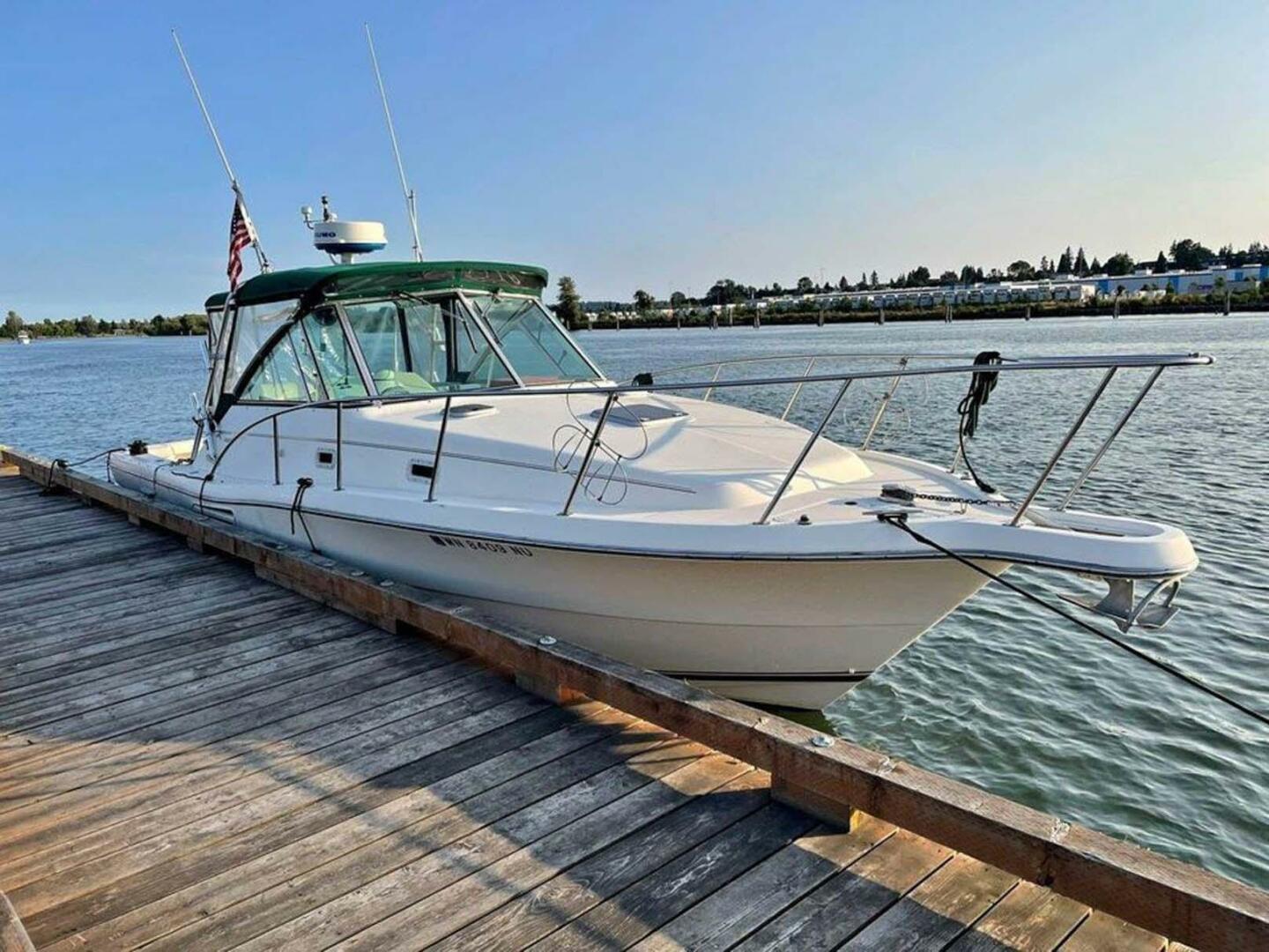 1998 Pursuit 3000 Express - Image 1
