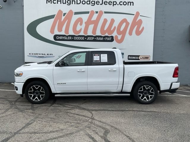2025 Ram 1500 Laramie 4x4 Crew Cab 5'7" Box - Image 13