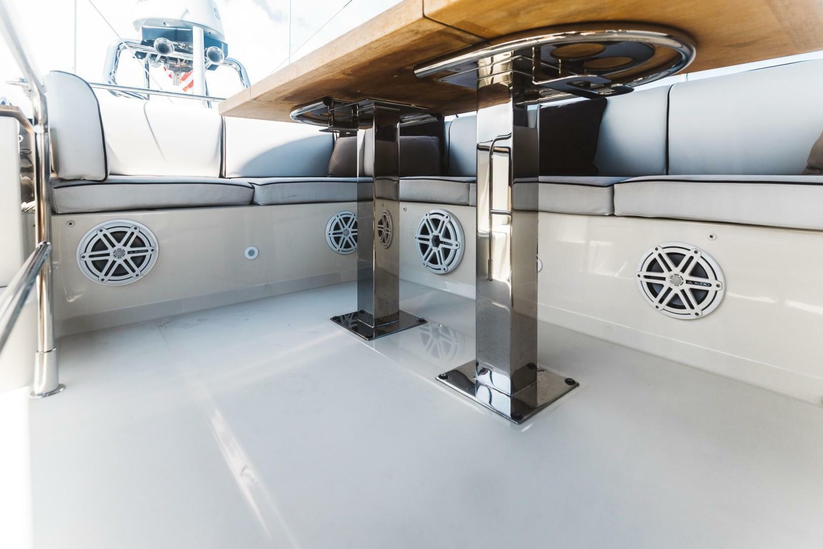 2015 Beneteau Monte Carlo 5 - Image 12