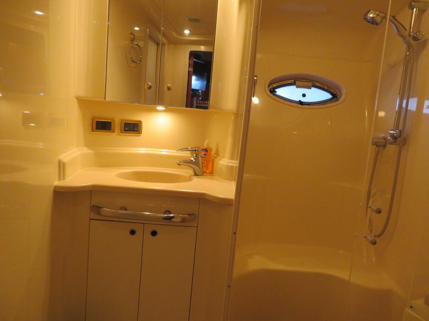 2001 Sea Ray 510 Sundancer - Image 19