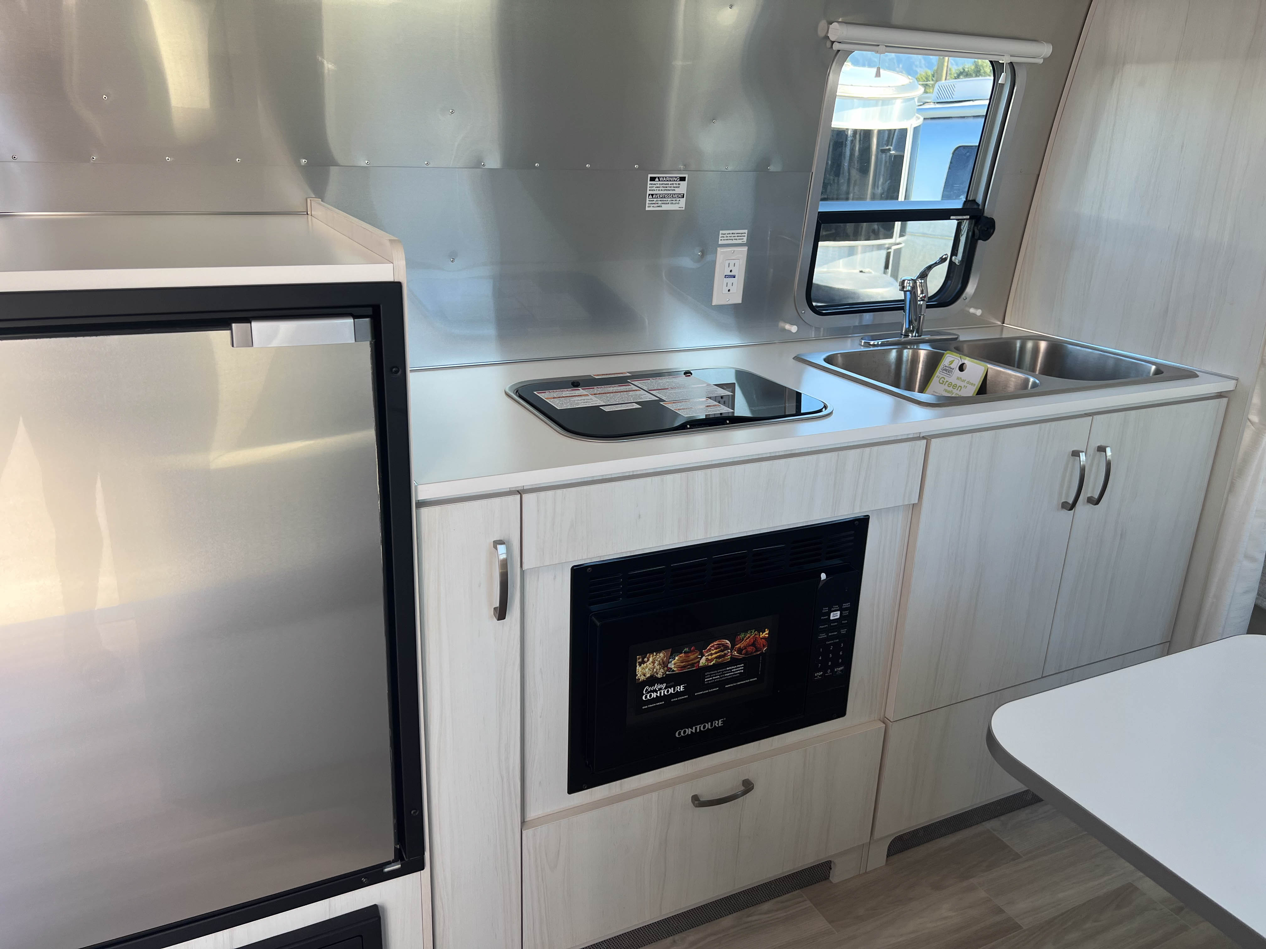 2027 Airstream Bambi 22FB - Image 11