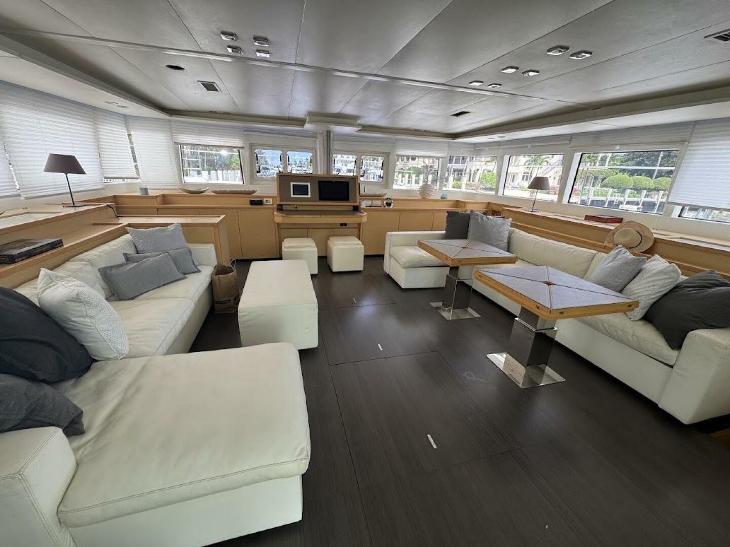 2015 Lagoon - Image 5
