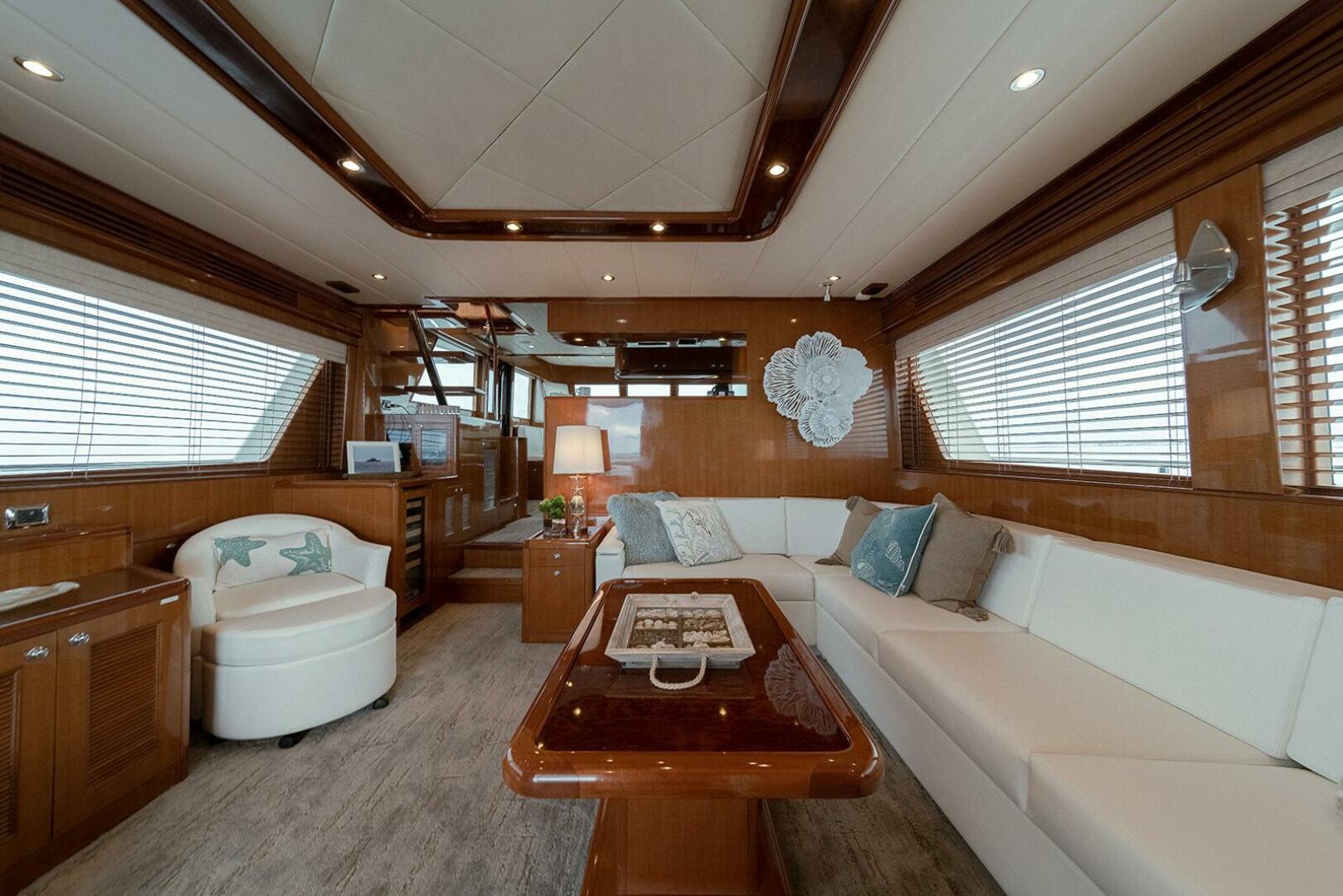 2013 Hampton 680 LRC - Image 4