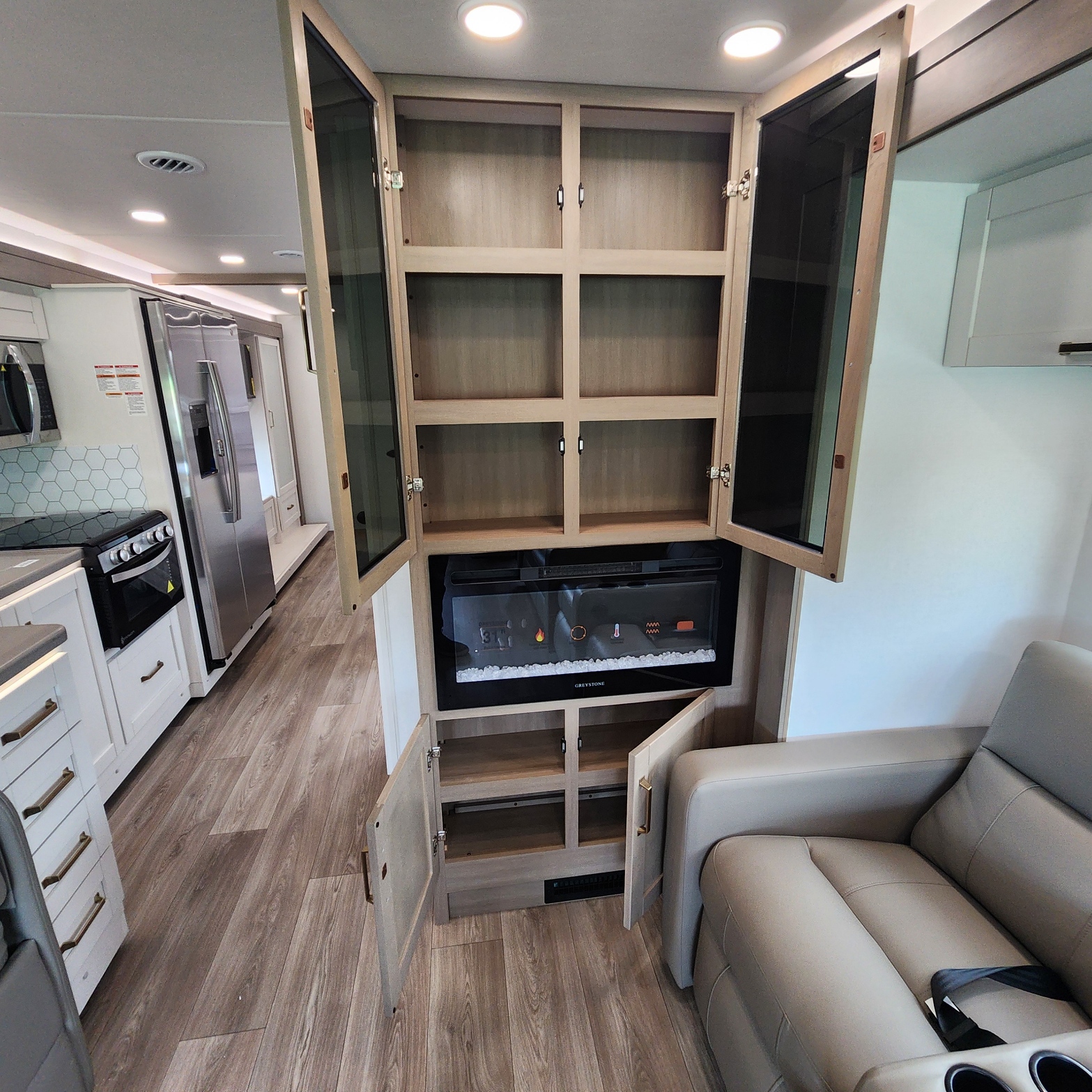 2027 JAYCO PRECEPT 36C - Image 32