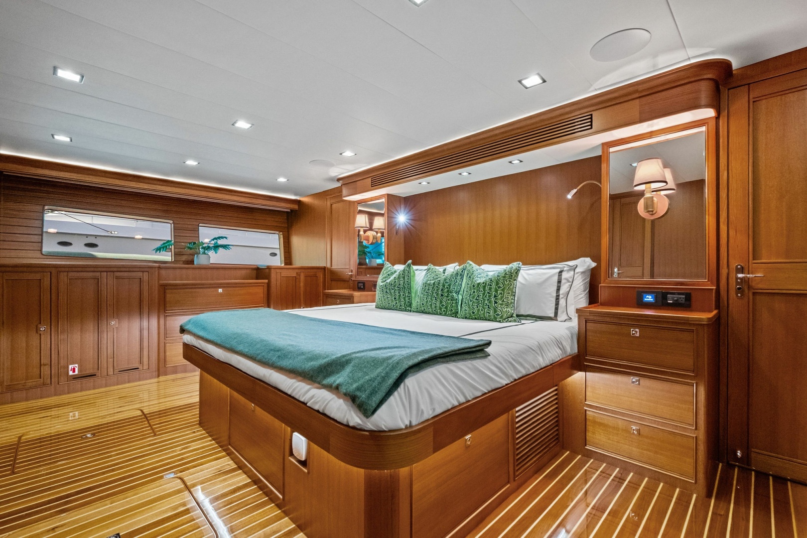 2024 Marlow 90V - Image 55