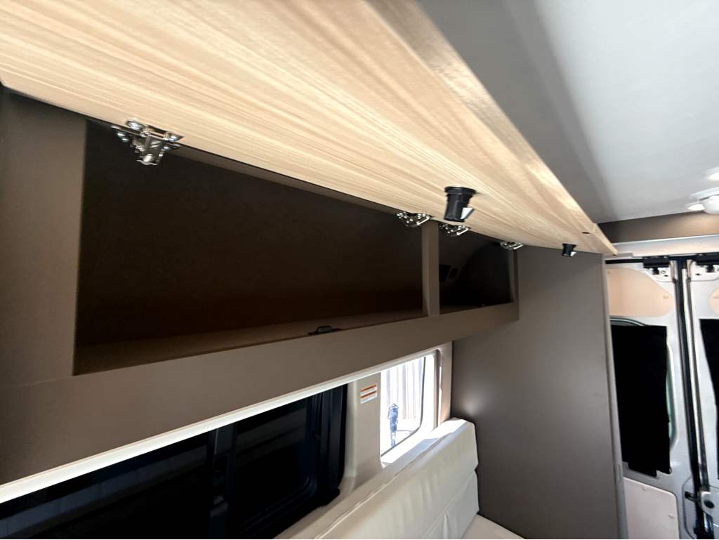 2027 ENTEGRA COACH ETHOS 20T - Image 21