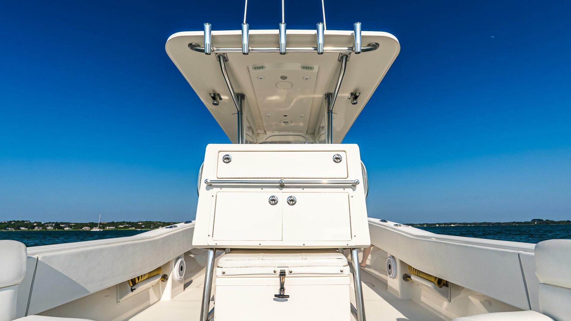 2016 Invincible 33 Open Fisherman Base - Image 11