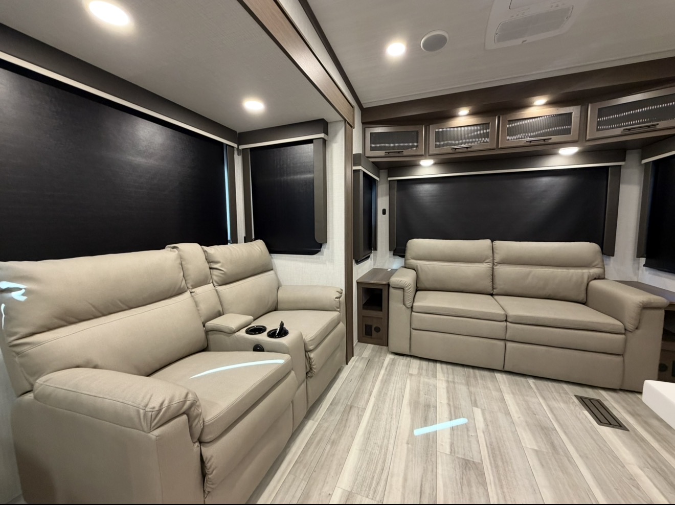 2026 Keystone Cougar 316RLS - Image 12