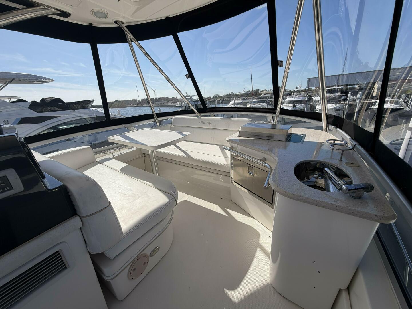 2008 Sea Ray 47 Sedan Bridge - Image 10
