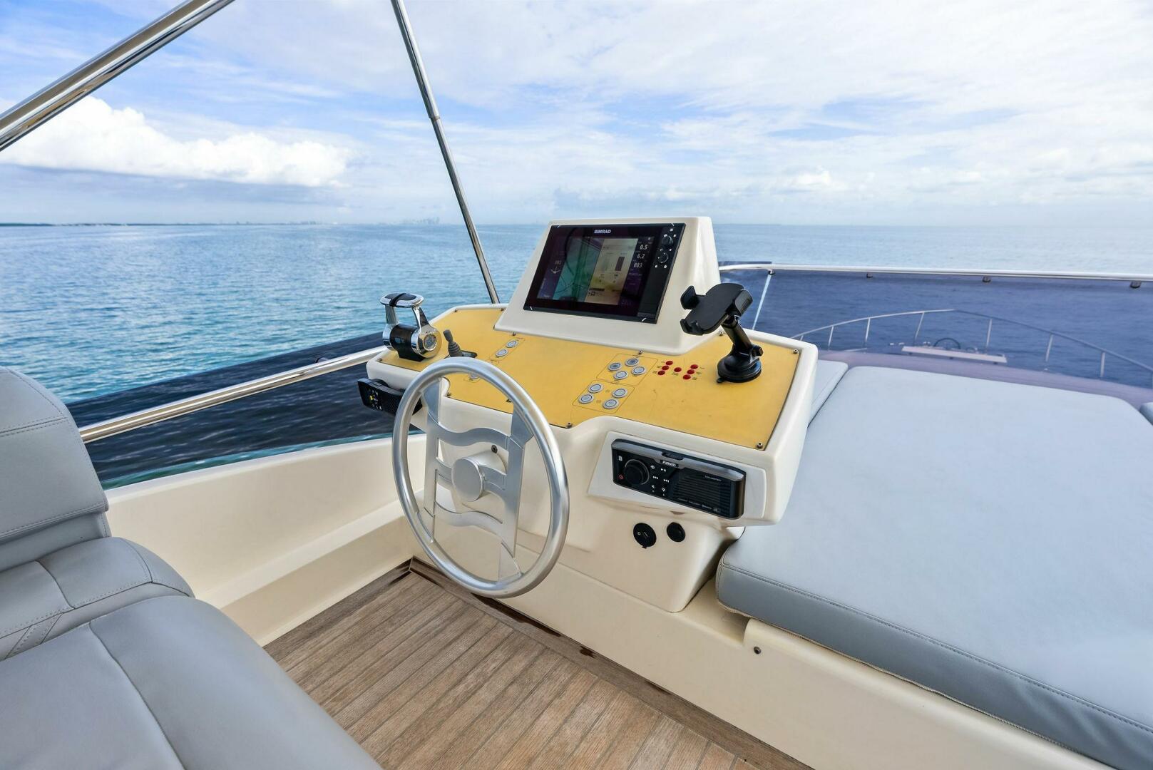 2018 Ferretti Yachts 800 - Image 7