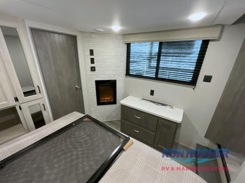 2026 COACHMEN 43CONDO - Image 31