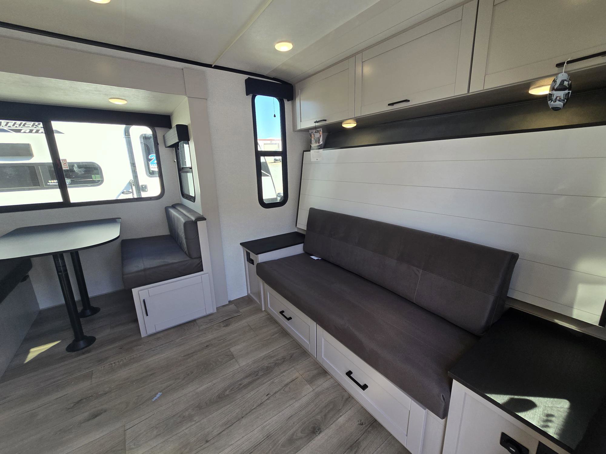 2026 JAYCO JAY FEATHER AIR 19MBS - Image 8