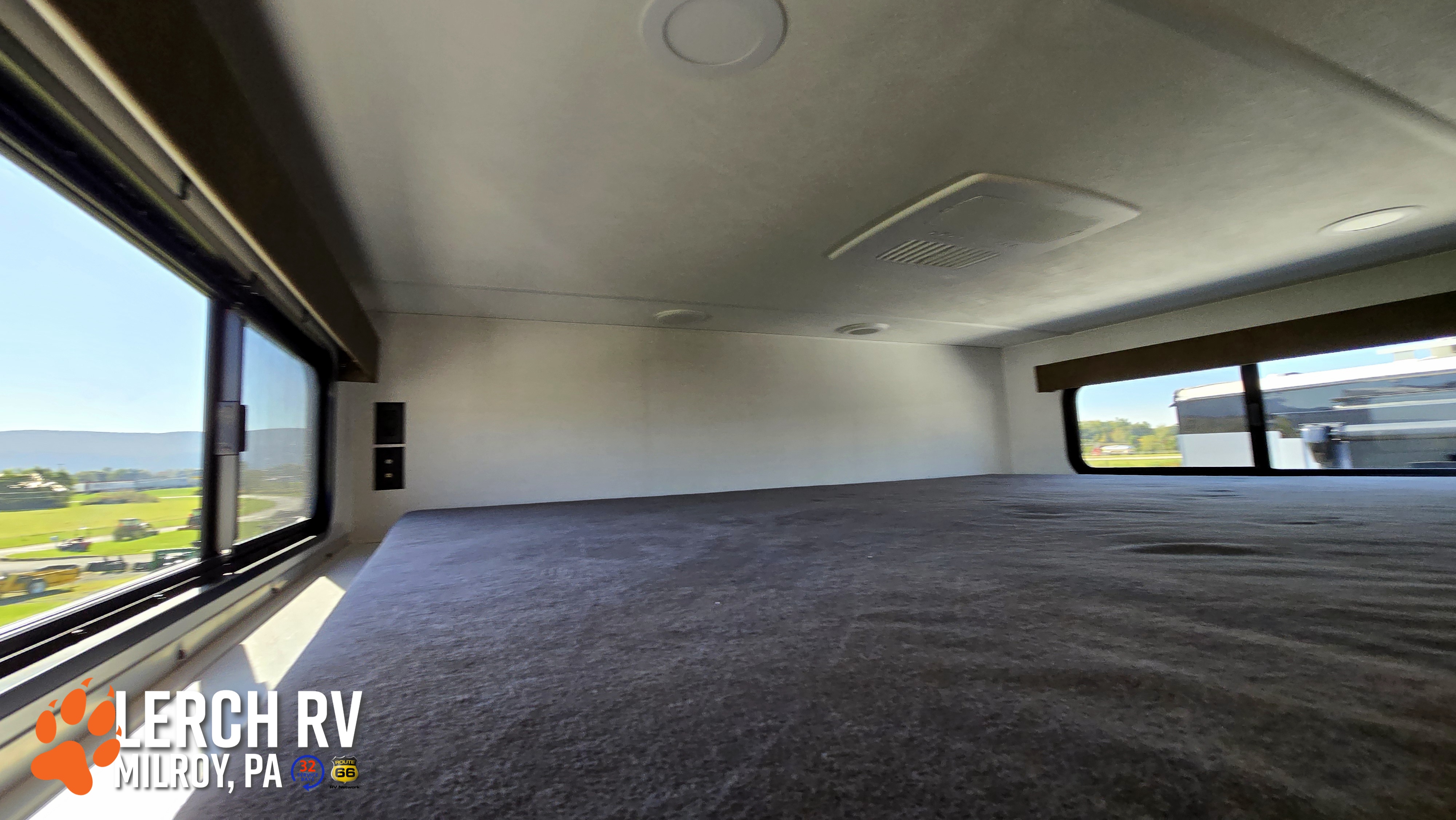 2027 Alliance RV Paradigm 395DS - Image 22