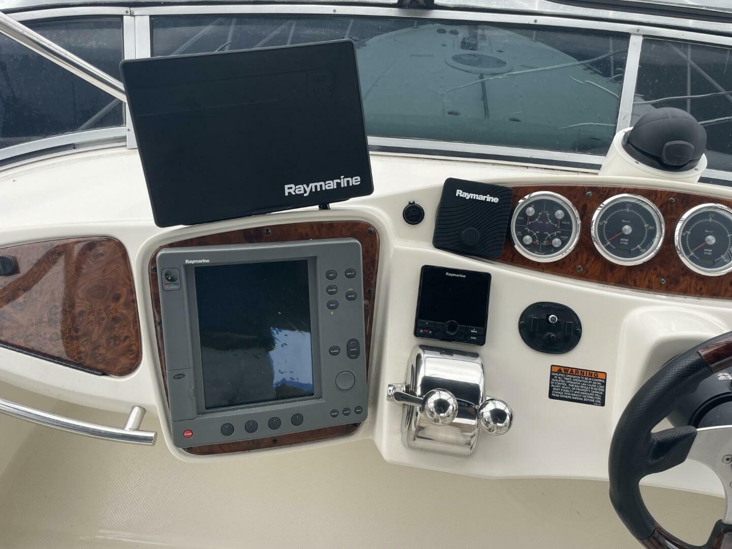 2004 Meridian 459 Motoryacht - Image 25