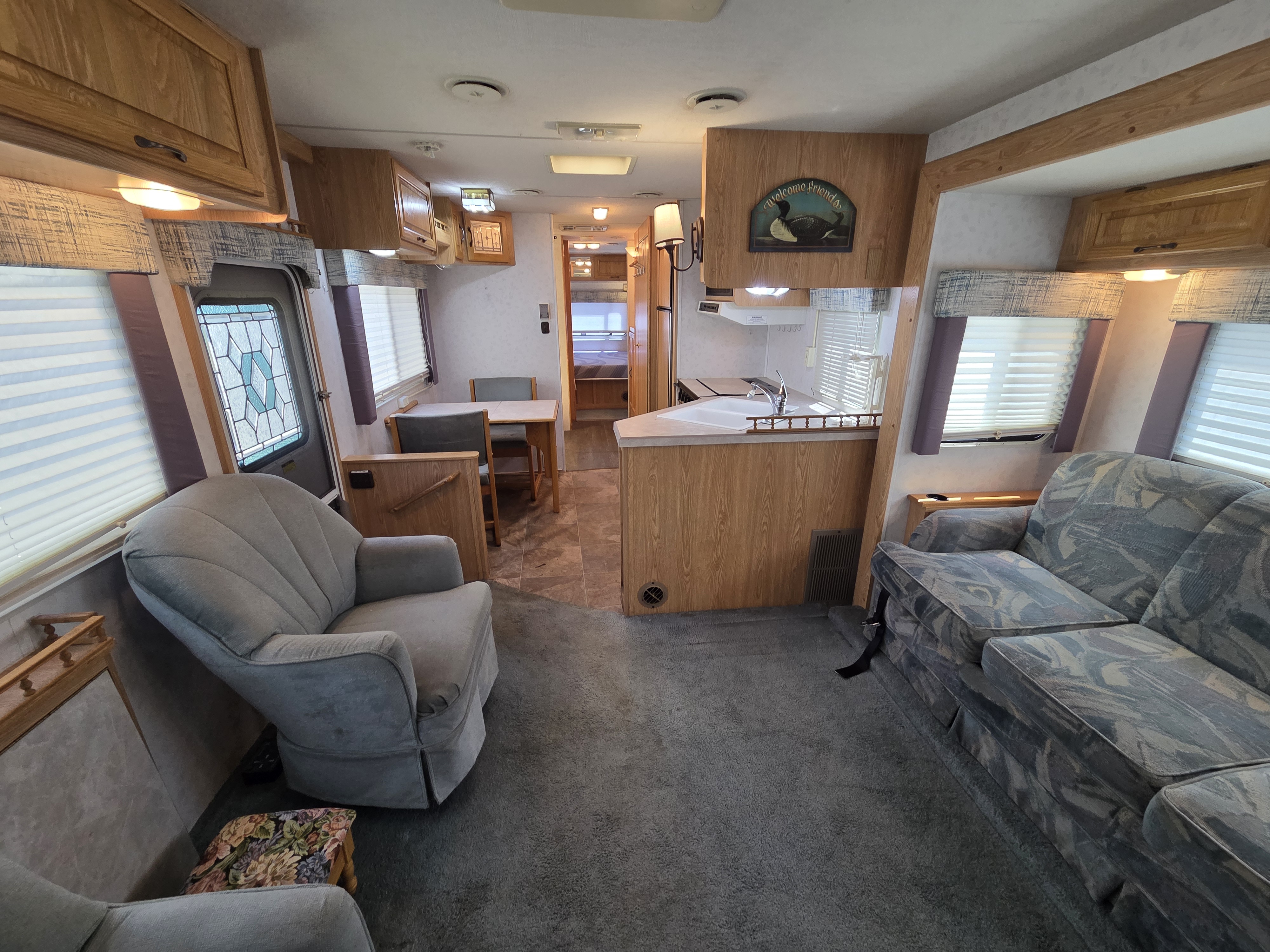 1997 Georgie Boy Cruise Master 3415 - Image 5
